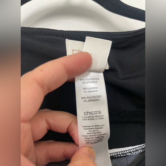 Chico’s Knit Kit Paintbrush Striped Top EUC Sz L/XL Polyester Stretch Women’s - Picture 5 of 6